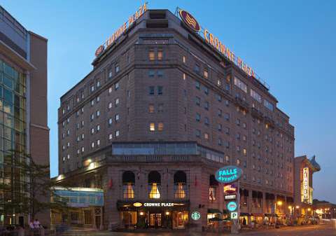 Crowne Plaza Niagara Falls - Fallsview Hotel